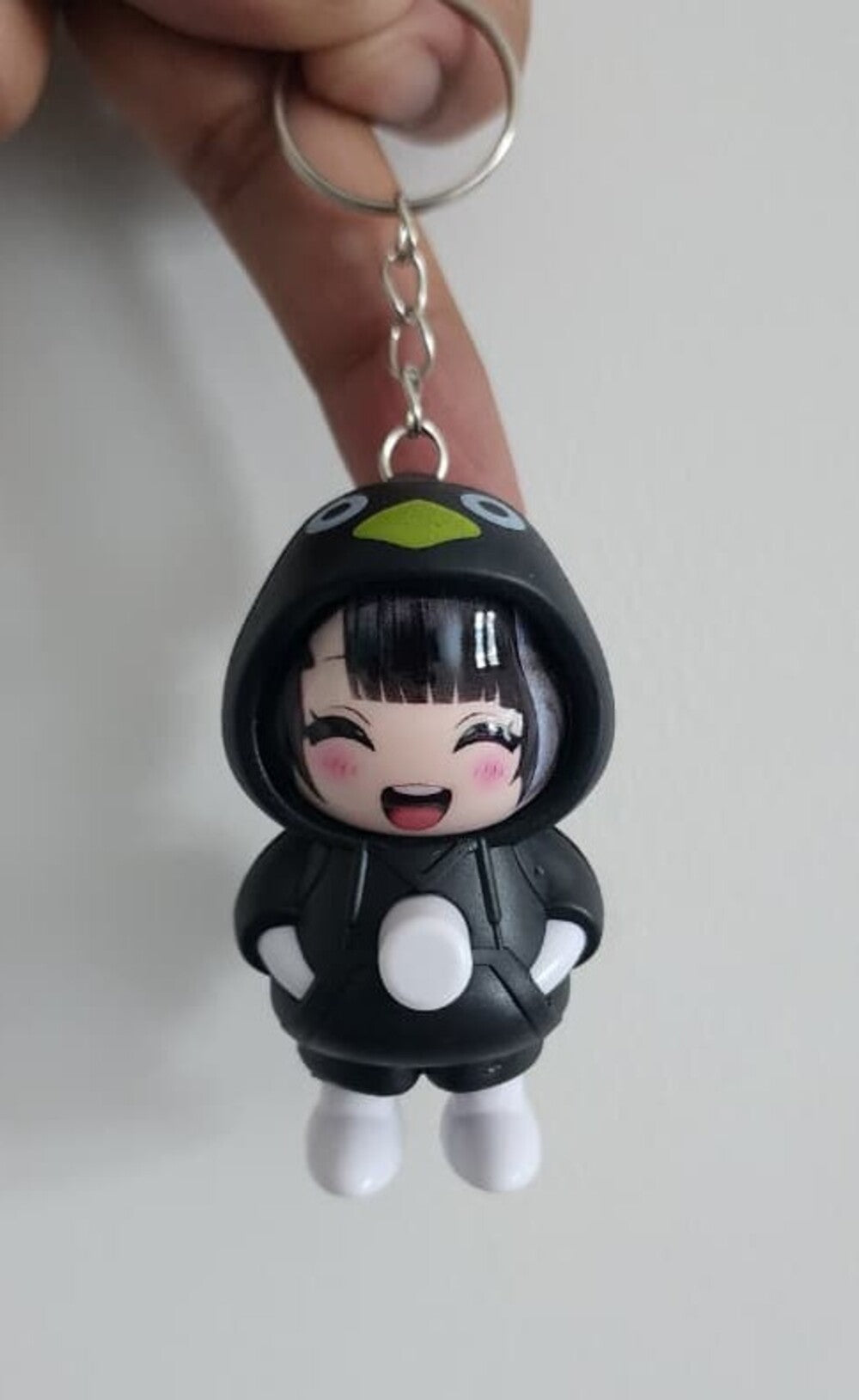 Face Changing Toy Keychain Black – Cute Cartoon Mystery Face Changing Figurine, Trendy Portable Backpack Accessory, Fun Gift for Kids, Teens & Anime Fans